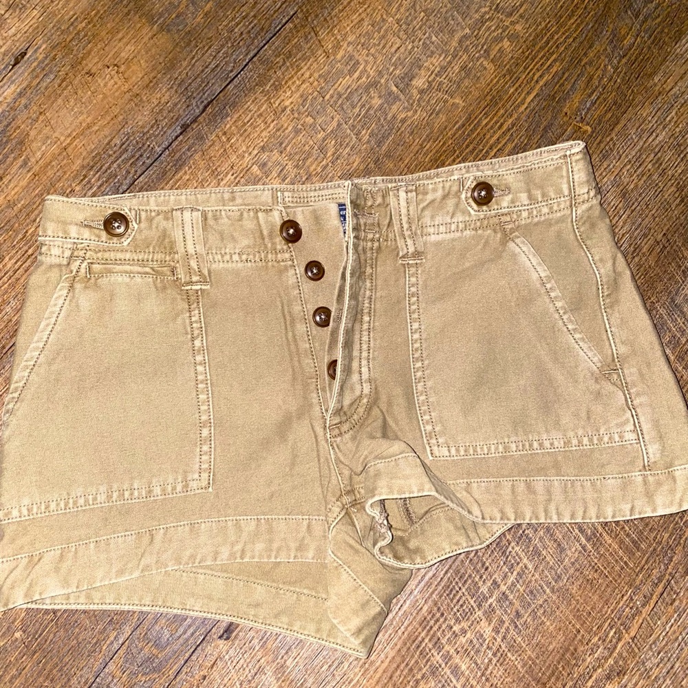 Abercrombie and Fitch brown shorts sz 26